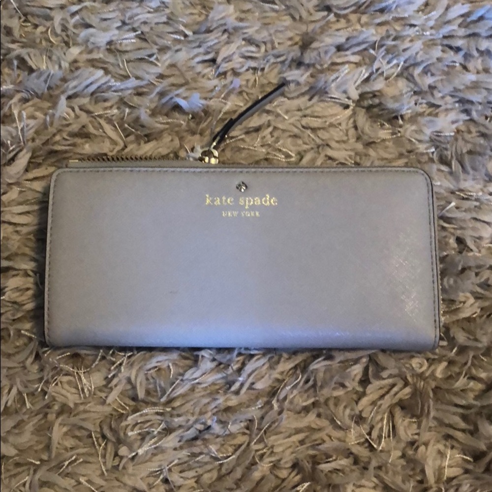 Brand New UnUsed Kate Spade Zip Closure Wallet
